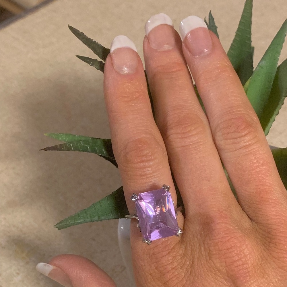Lavender lust statement cocktail ring - Picture 1 of 8